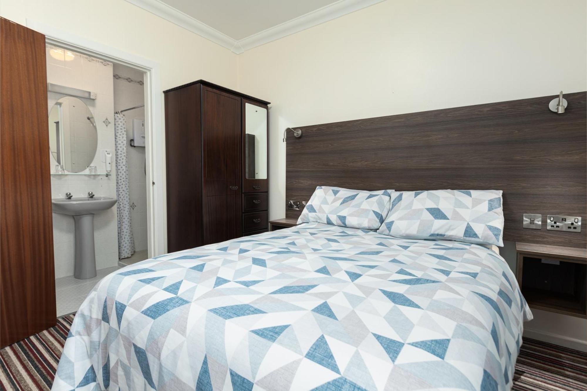 The Derg Arms B&B Castlederg Eksteriør bilde