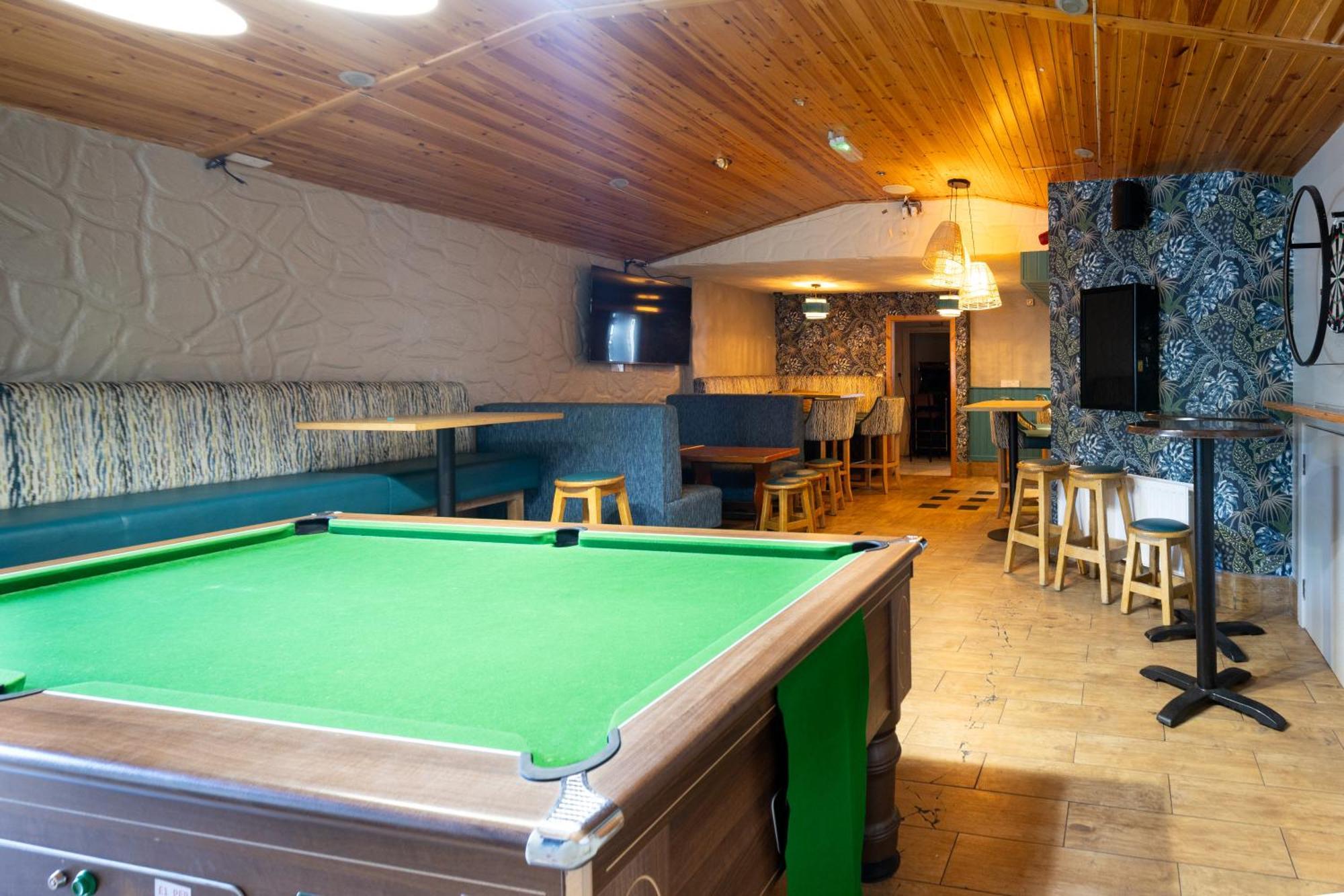 The Derg Arms B&B Castlederg Eksteriør bilde