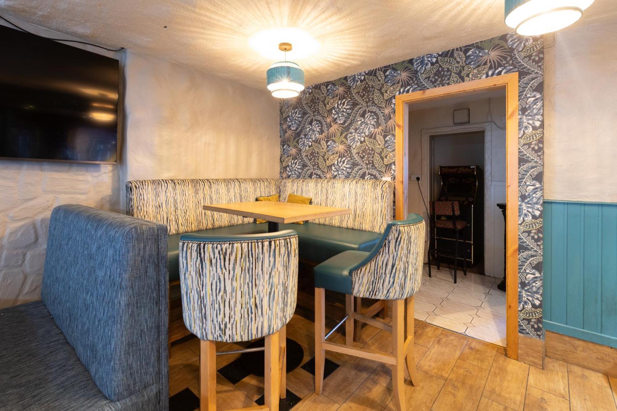 The Derg Arms B&B Castlederg Eksteriør bilde