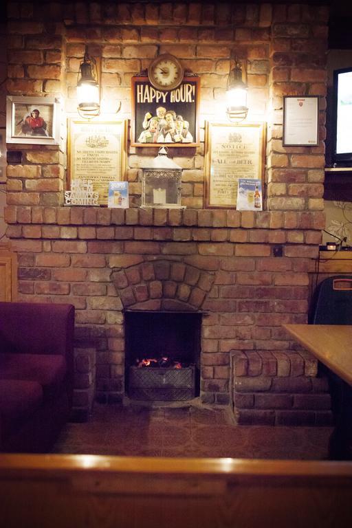 The Derg Arms B&B Castlederg Eksteriør bilde